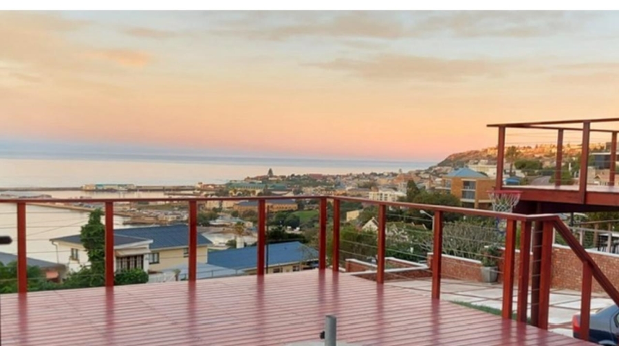 5 Bedroom Property for Sale in De Bakke Western Cape